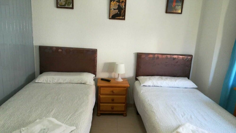 Фото Hostal El Alba