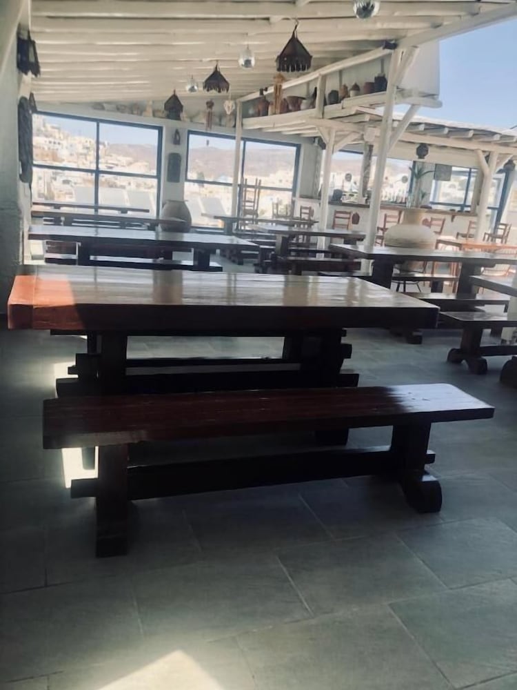 Фото Sunrise Hotel