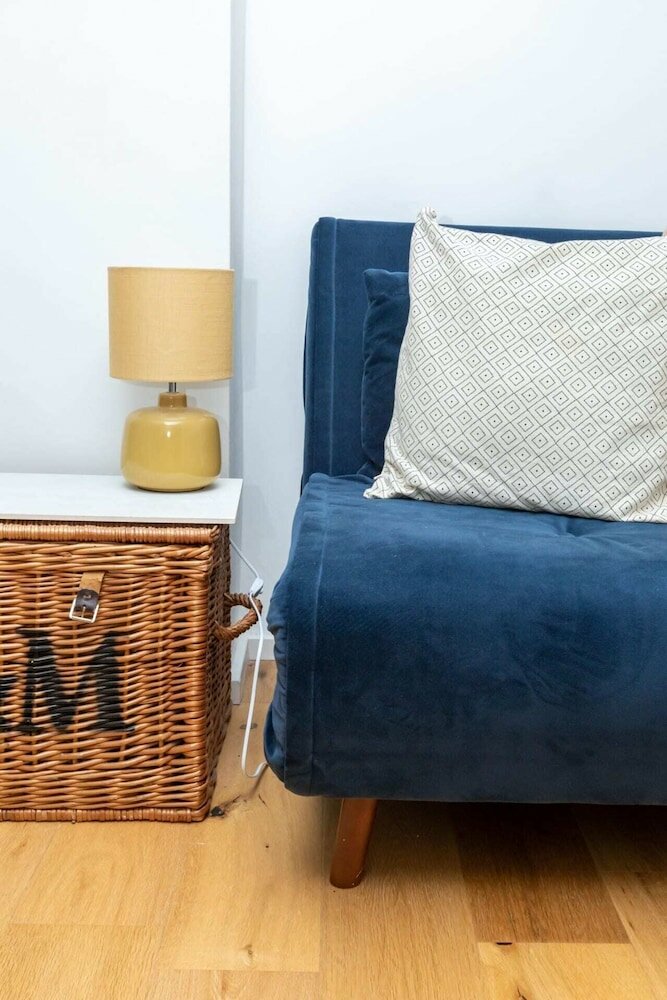 Фото Stylish and Modern 1 Bedroom Flat in Whitechapel