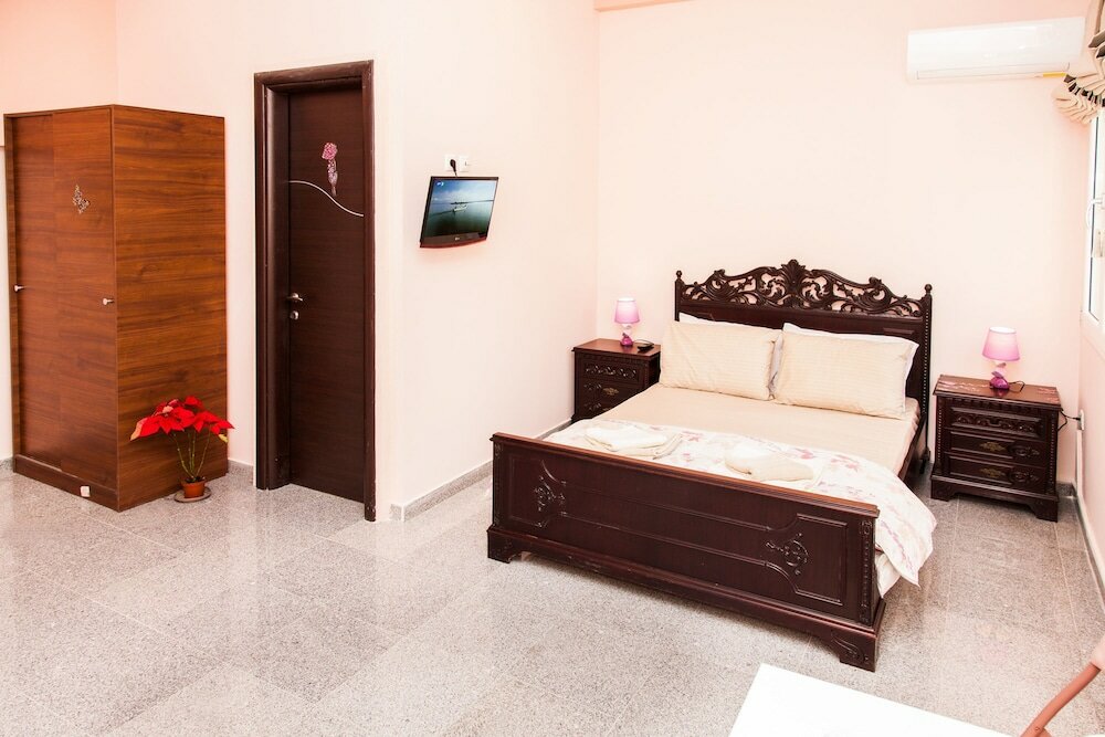 Фото Bright and Relax Studio C in Porto Rafti