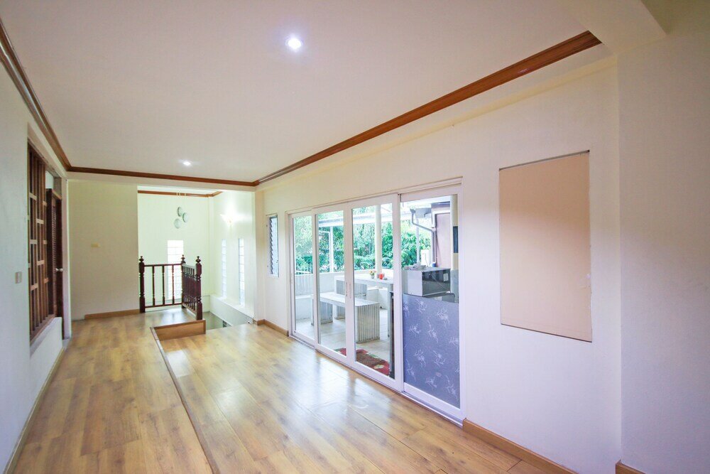 Фото Oyo 1117 Phuket Airport Suites