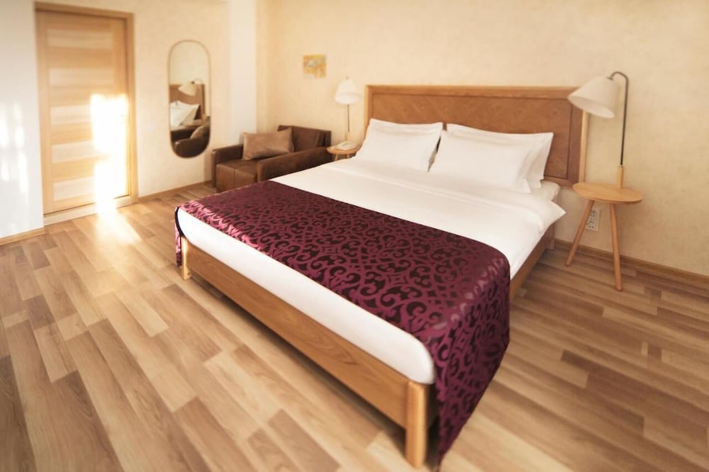 Фото Ornament Boutique Hotel