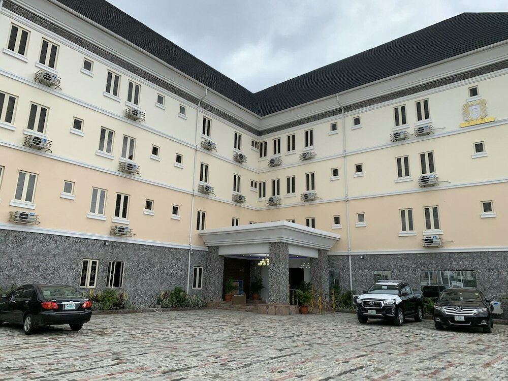 Фото отеля 1