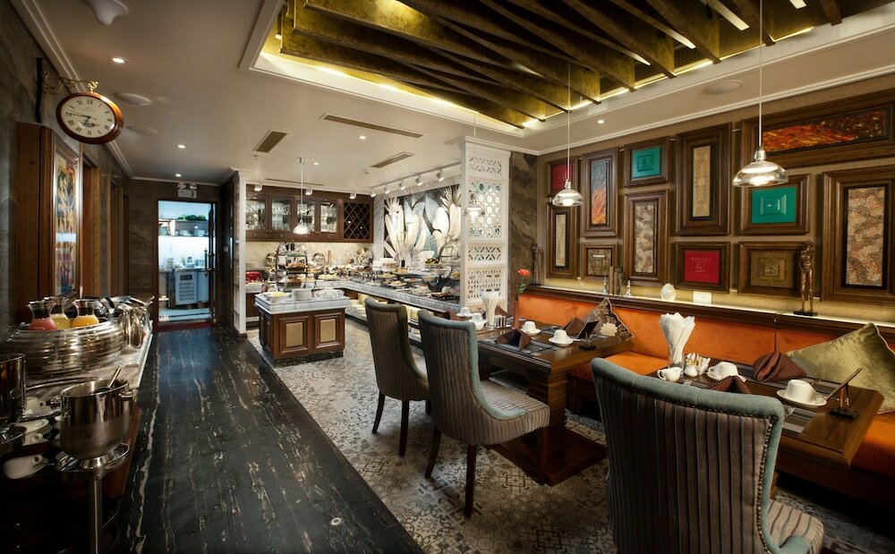 Фото Peridot Gallery Classic Hotel