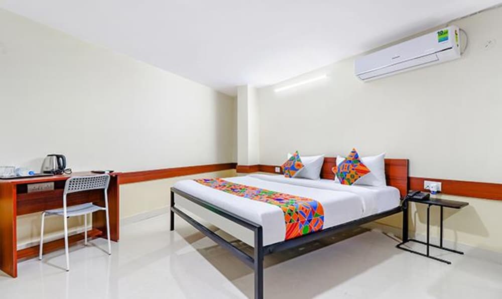 Фото Fabhotel Prestine Tree