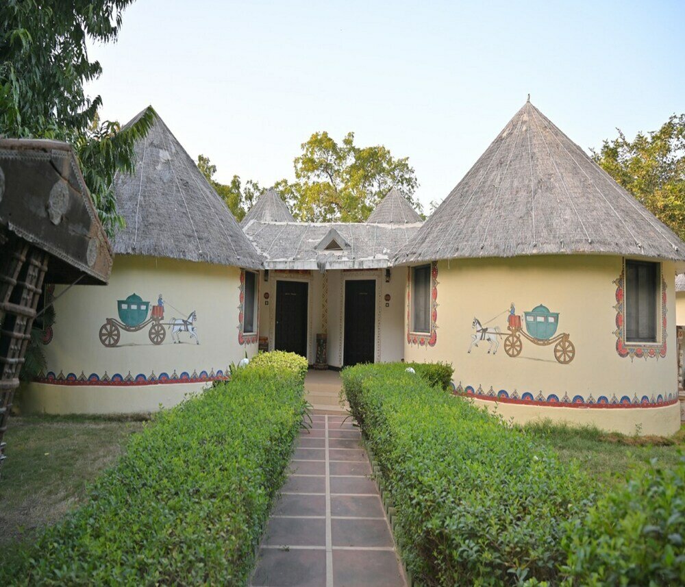 Фото Medhavi Ryan Resort