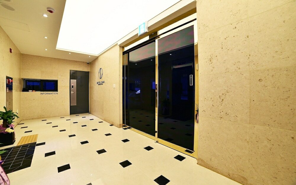 Фото Yeosu Hotel Zava
