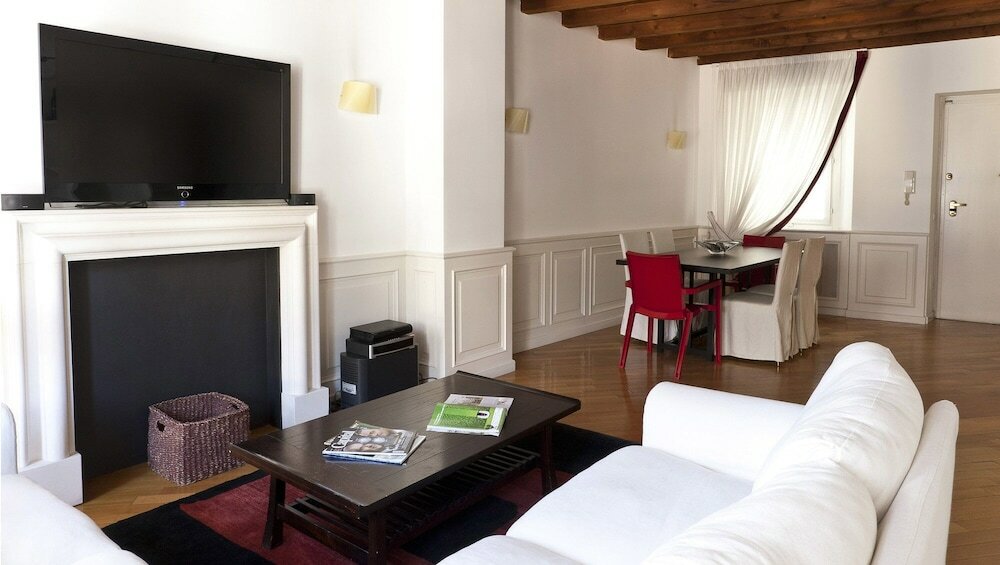 Фото Living Milan - Garibaldi 55