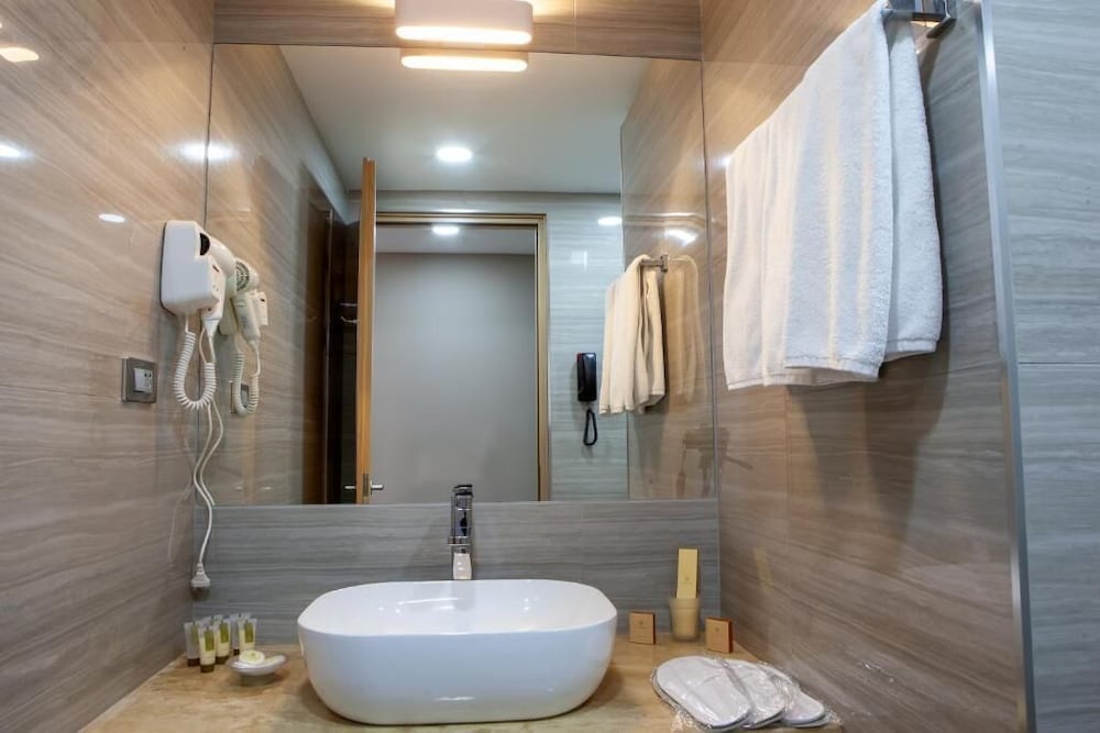 Фото President Hotel by Hrazdan Hotel Cjsc