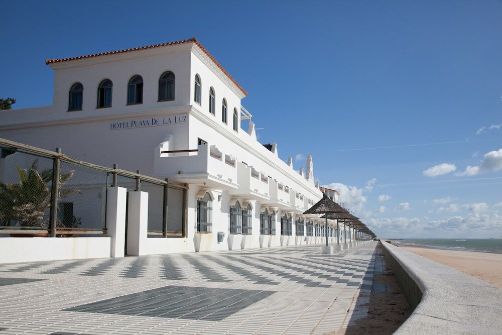 Фото Playa De La Luz Hotel