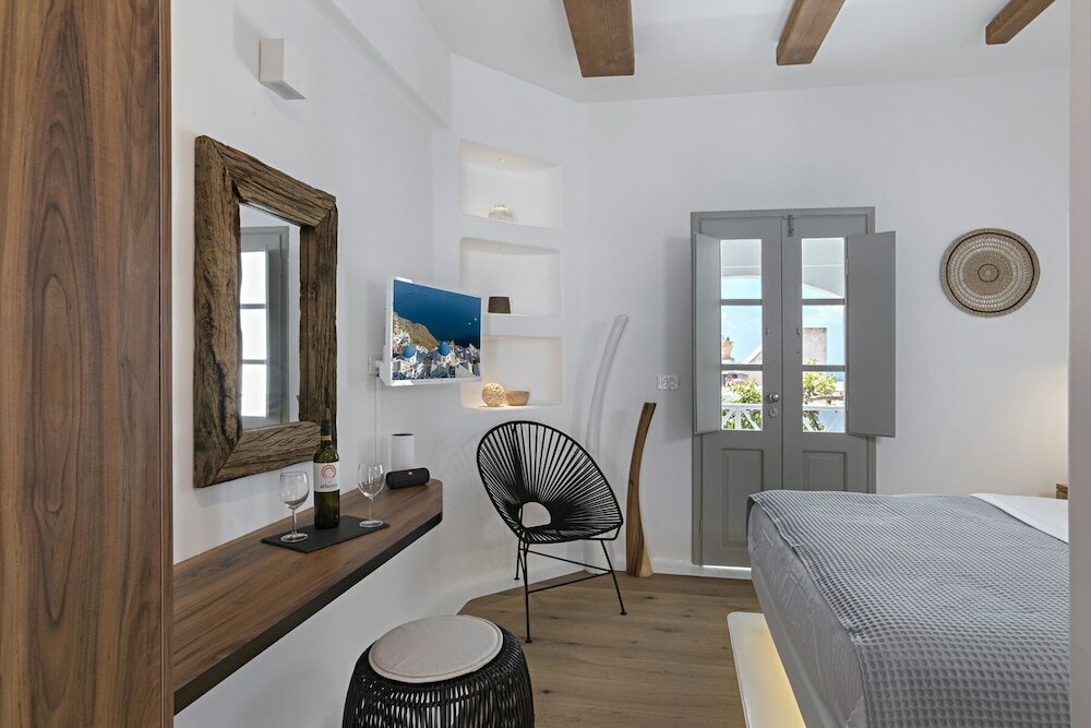 Фото 3 Elements by Stylish Stays