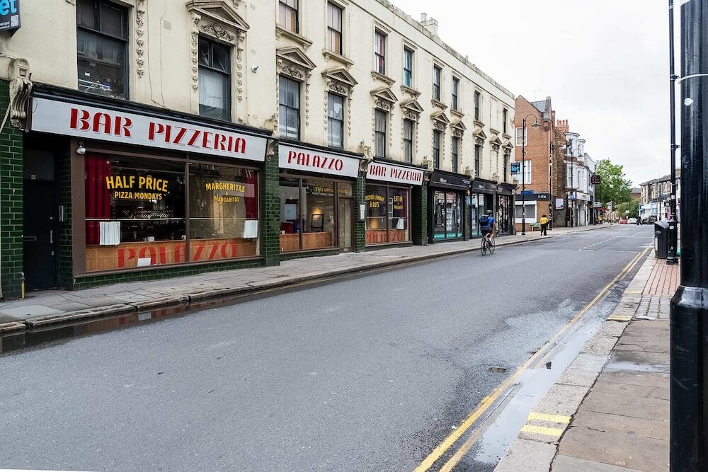 Фото Crystal Palace Residence I