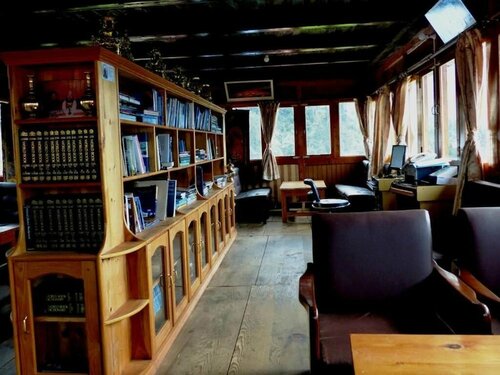 Гостиница Lukla Airport Resort, Lukla в Сагарматхе