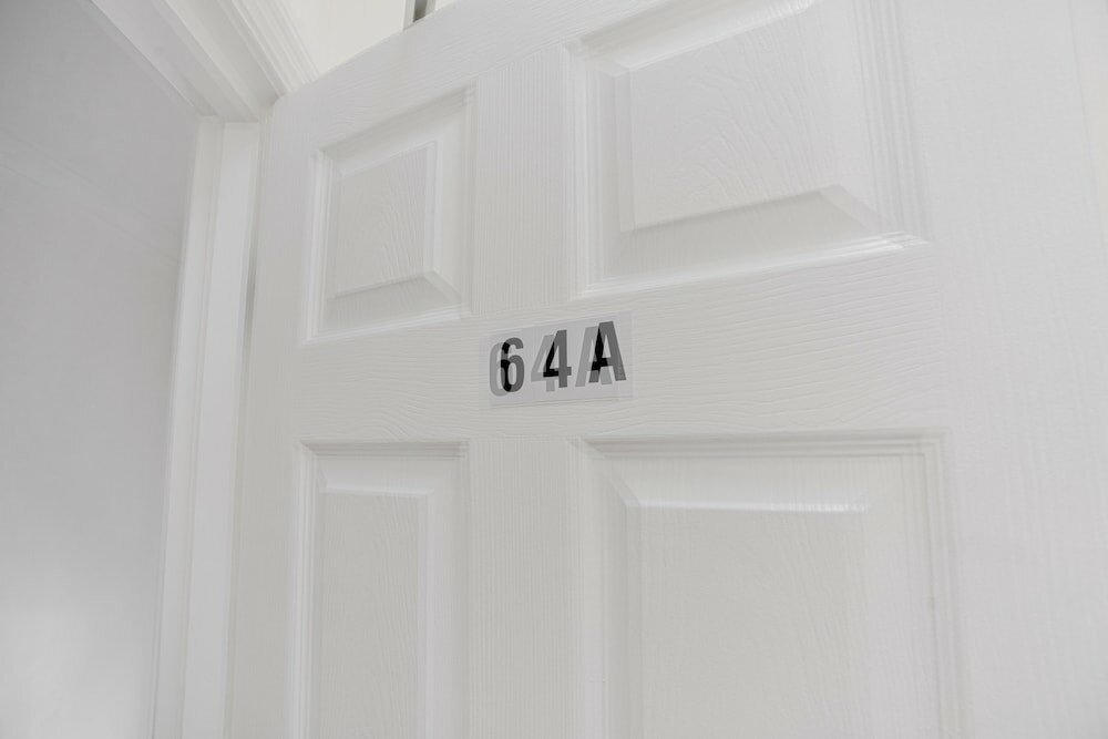 Фото Studio & One Bedroom Apartment in Euston