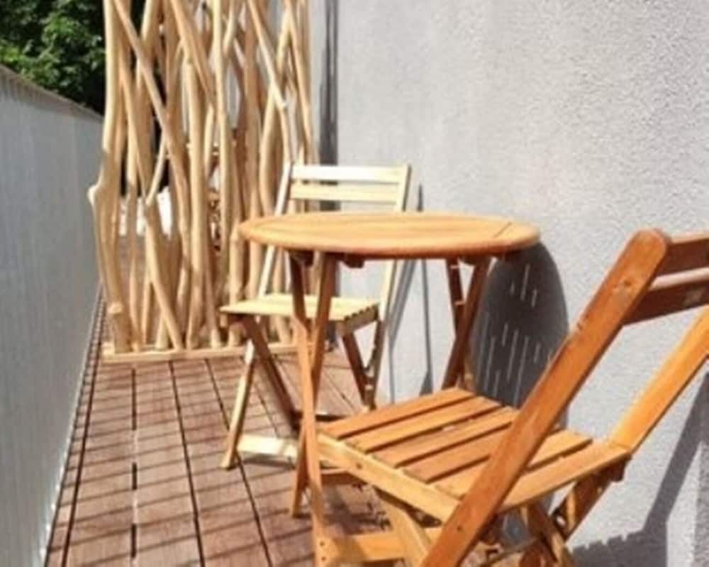 Фото Room 4 & 5 Apartments