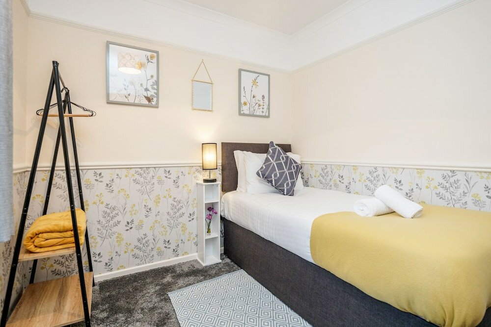 Фото Mpl Apartments - Woodside House by Harry Potter Studios