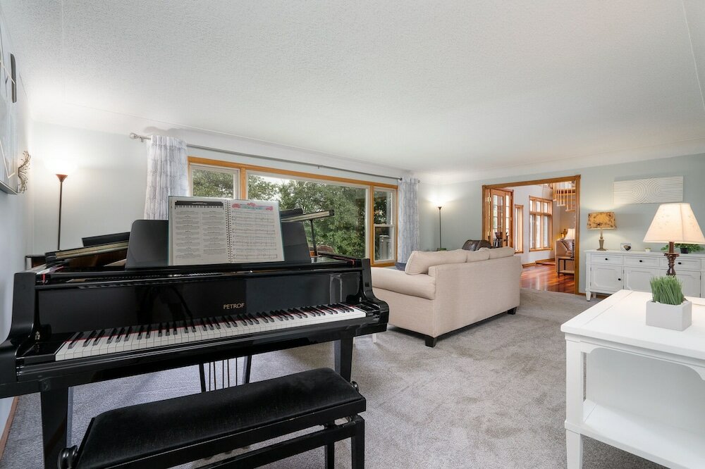 Фото Manor on the River - Whole House