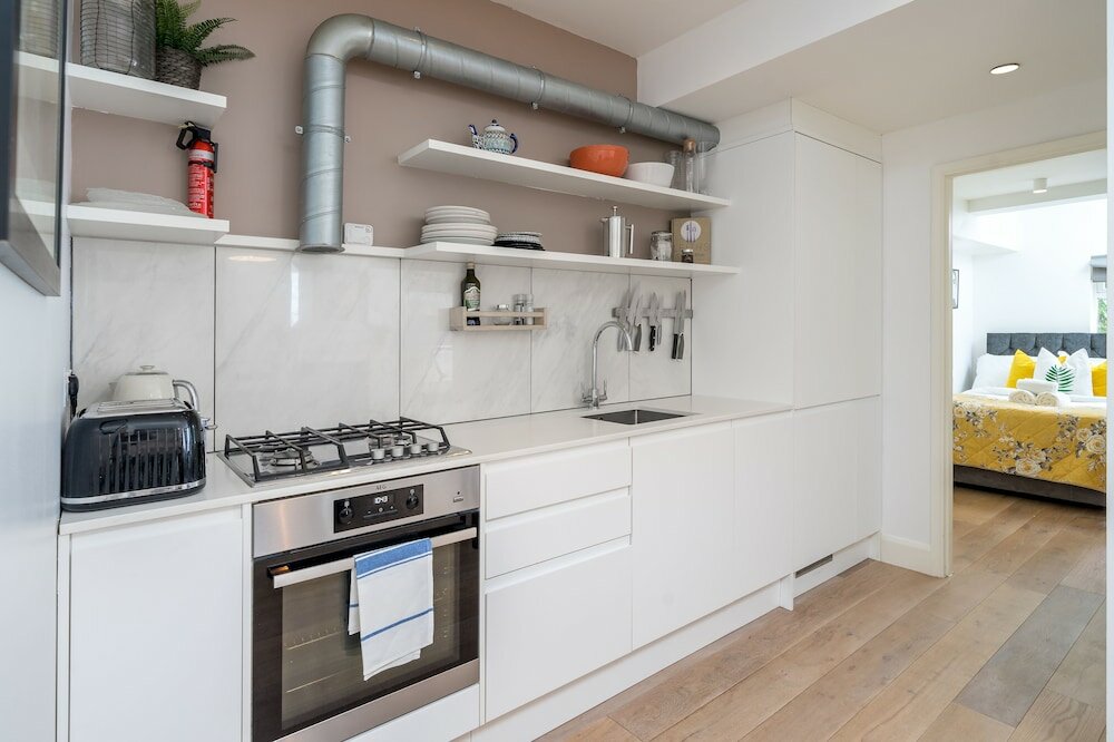 Фото Altido Stylish 2-Bed Flat W Private Garden In Notting Hill