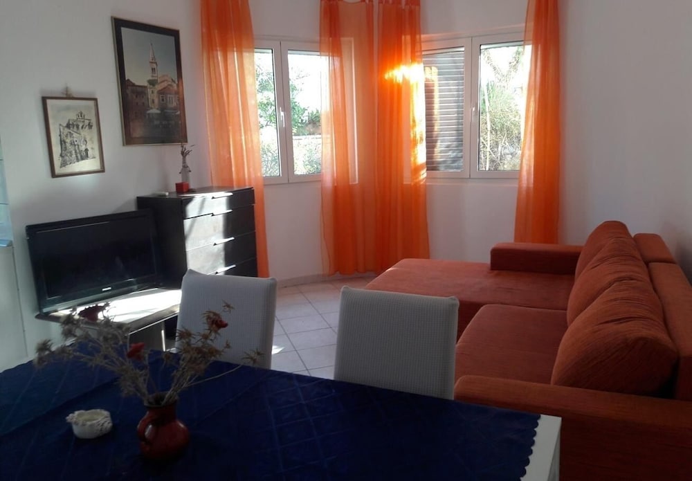 Фото Niko - With Pool - A1