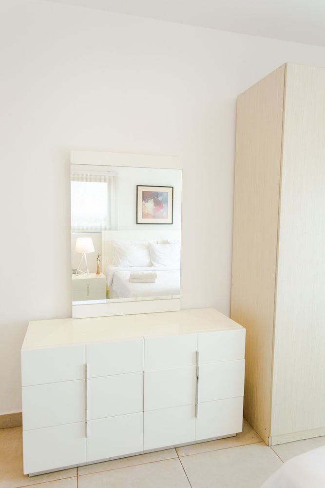 Фото Accra Luxury Apartments at Pine Court