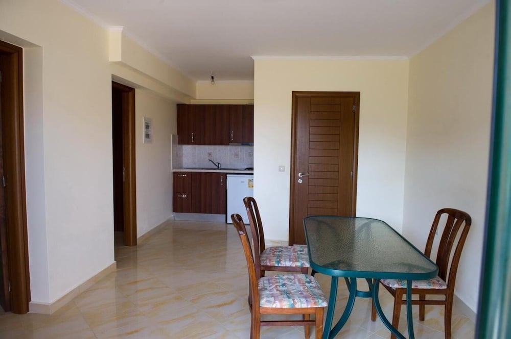 Фото Calypso Luxury Studios