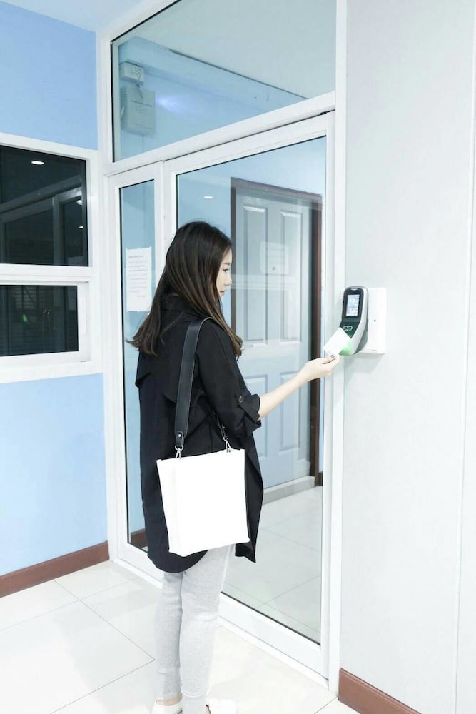 Фото The Rich Ratchapruek Hotel & Residence