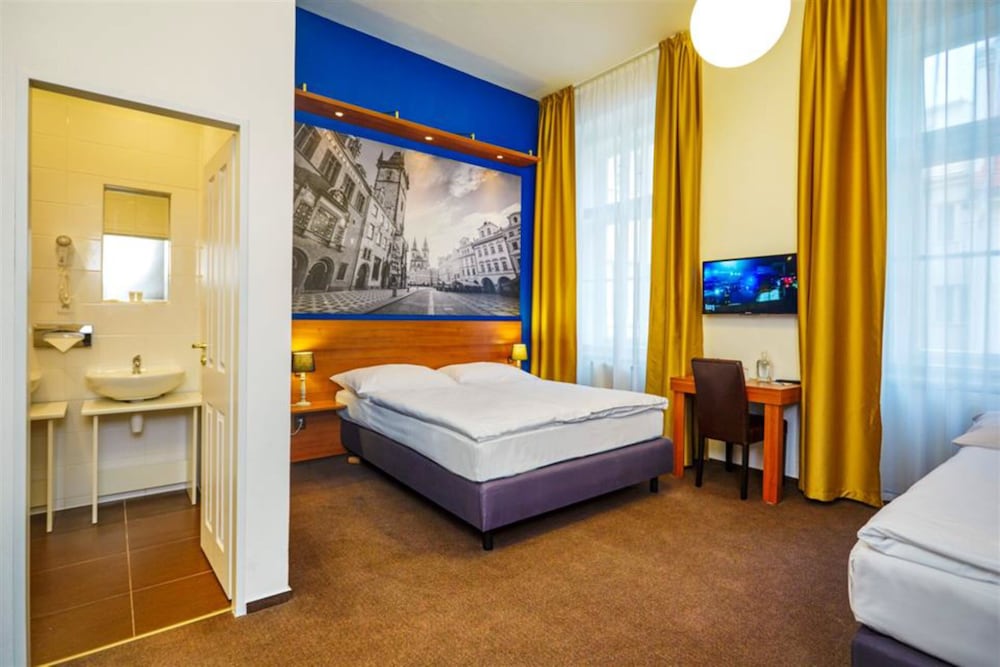 Фото Metropolitan Old Town Hotel - Czech Leading Hotels