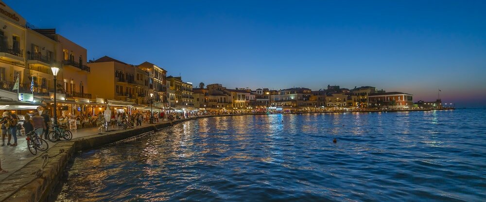 Фото Esplanade Apartments