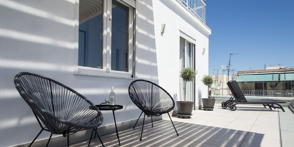 Фото 37.5m² homm Penthouse in Athens with 43m² Terrace