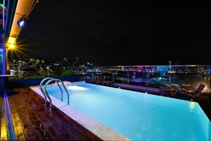 Гостиница Sky Gem Central Hotel