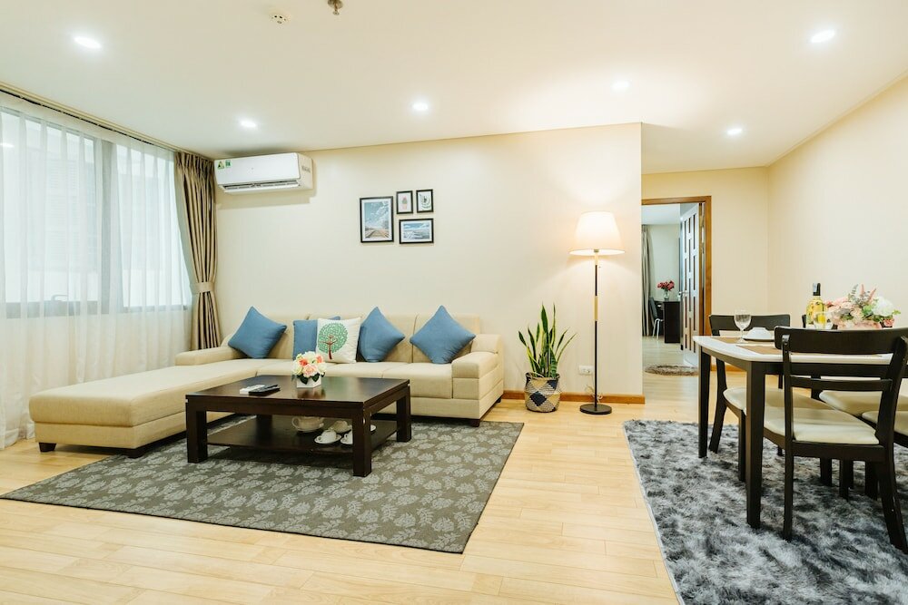 Фото Hb Serviced Apartment - 121b Quan Hoa
