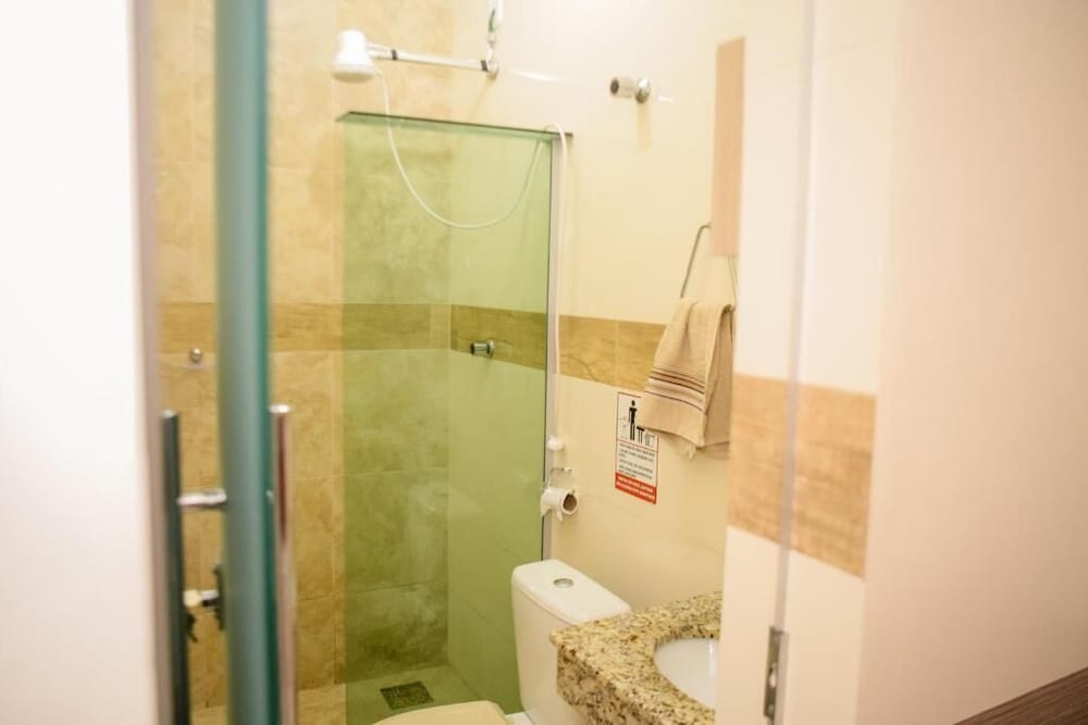 Фото Hotel e Pousada Santa Cruz