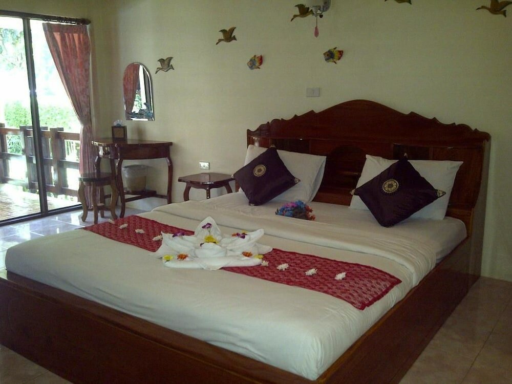 Фото Chaya Resort