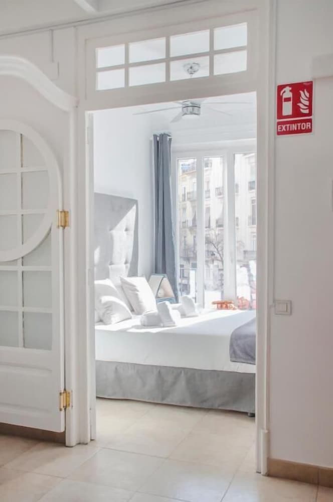 Фото Apartamentos Goya