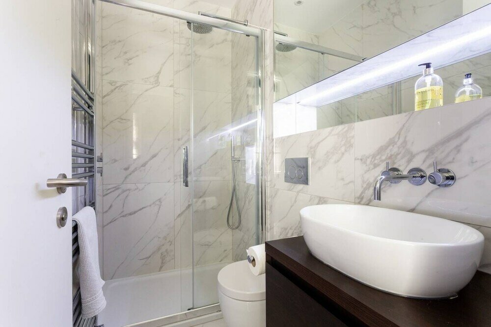 Фото Fantastic 5 Bed House in Kensington Near Museums