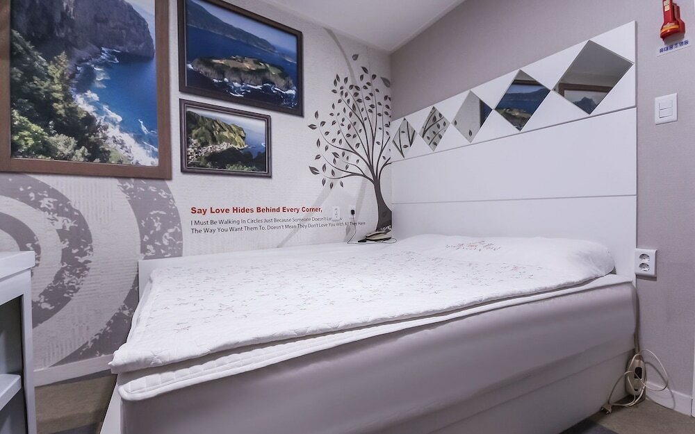 Фото Ulleung Ara Hotel