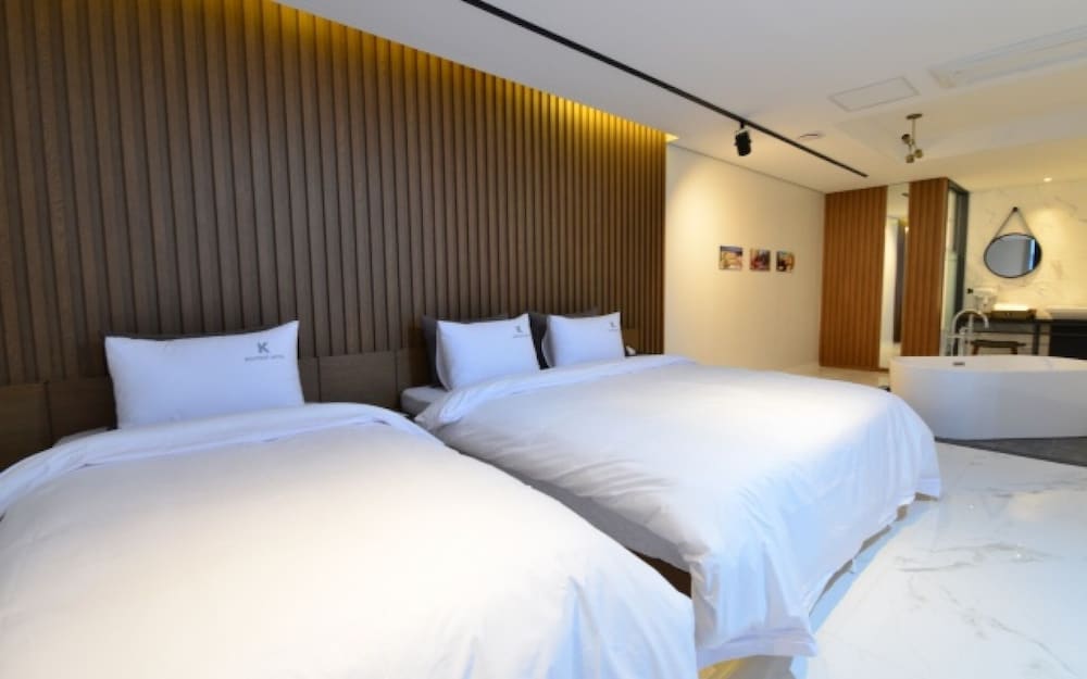 Фото Yeosu K-boutique Hotel