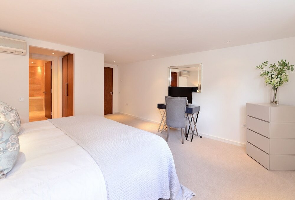 Фото Imperial House Kensington