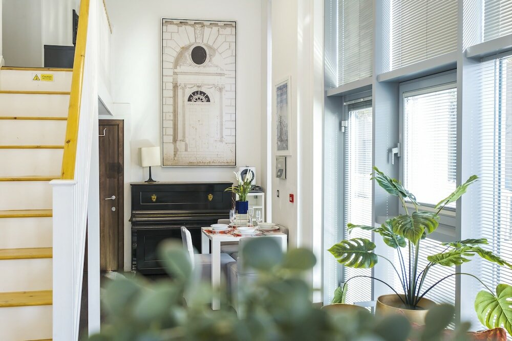 Фото My Serviced Space - Bridges Court Road