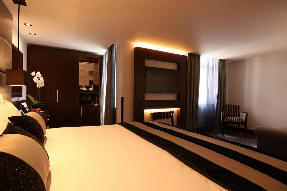 Фото The Devonshire