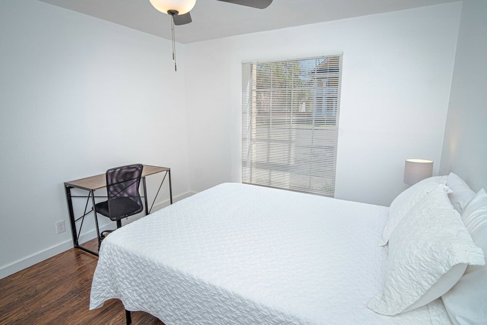 Фото Lovely 2br/2ba Home Near Riverwalk