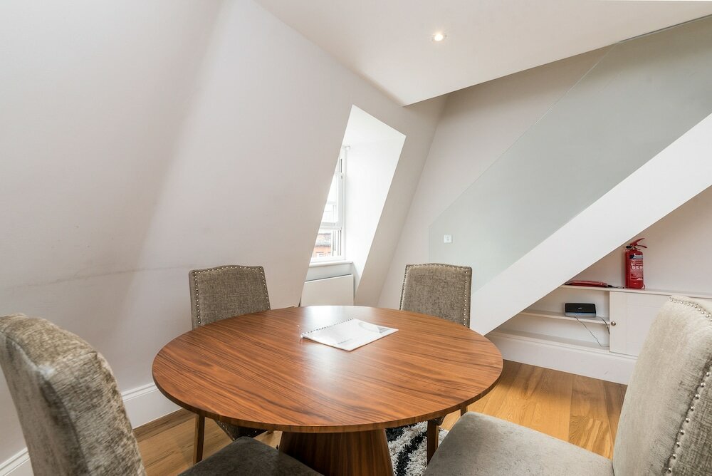 Фото Piccadilly Lofts by Allô Housing