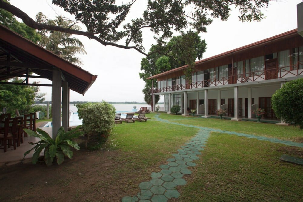 Фото Oak Ray Lake Resort