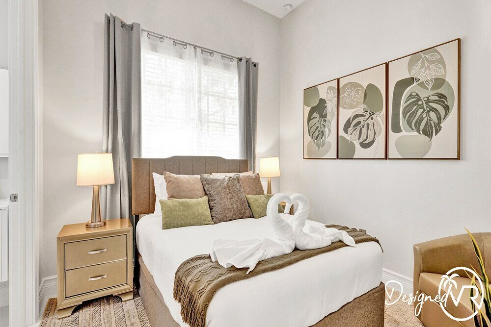 Фото Casa Nobu Modern 6br w Pool & Gameroom