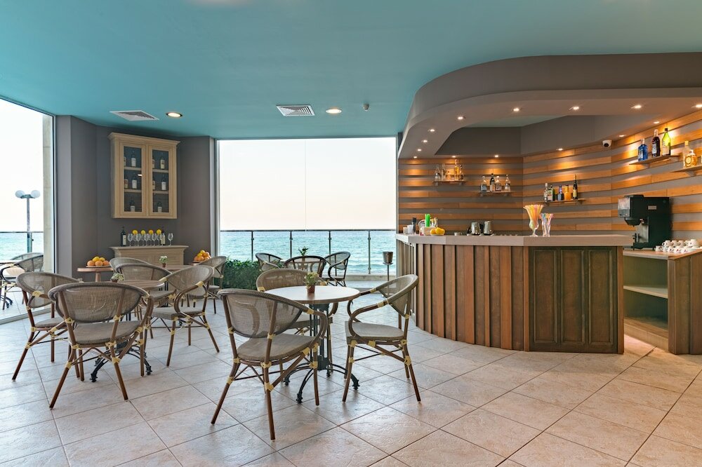 Фото Marina Grand Beach Hotel