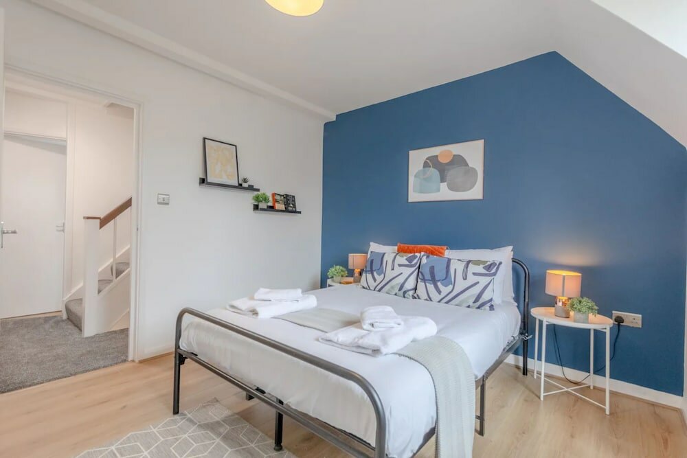 Фото Central 3 Bedroom House With Garden