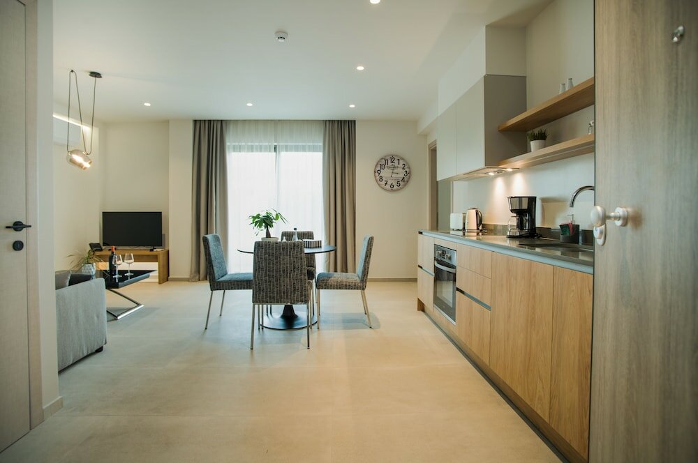 Фото Celine Luxury Apartments & Suites