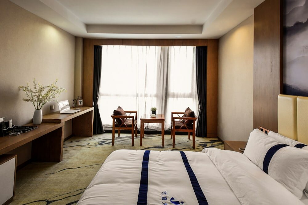 Фото Guiyang Jianghao Grand Hotel