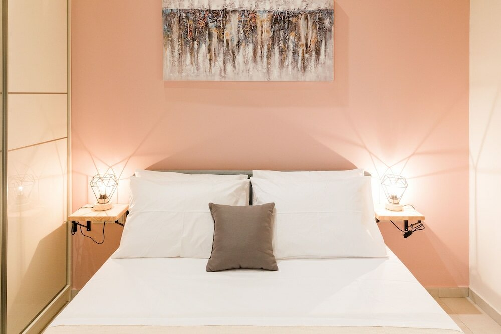 Фото Seadrop Suites