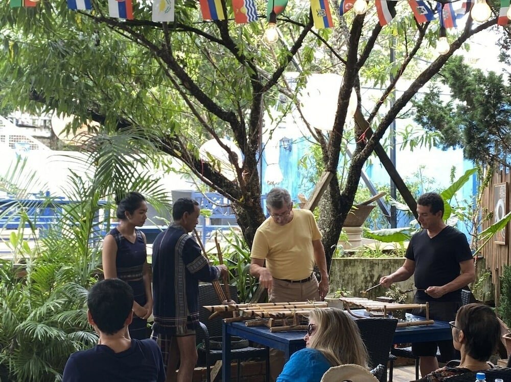 Фото Dalat Blue House Homestay & Cafe